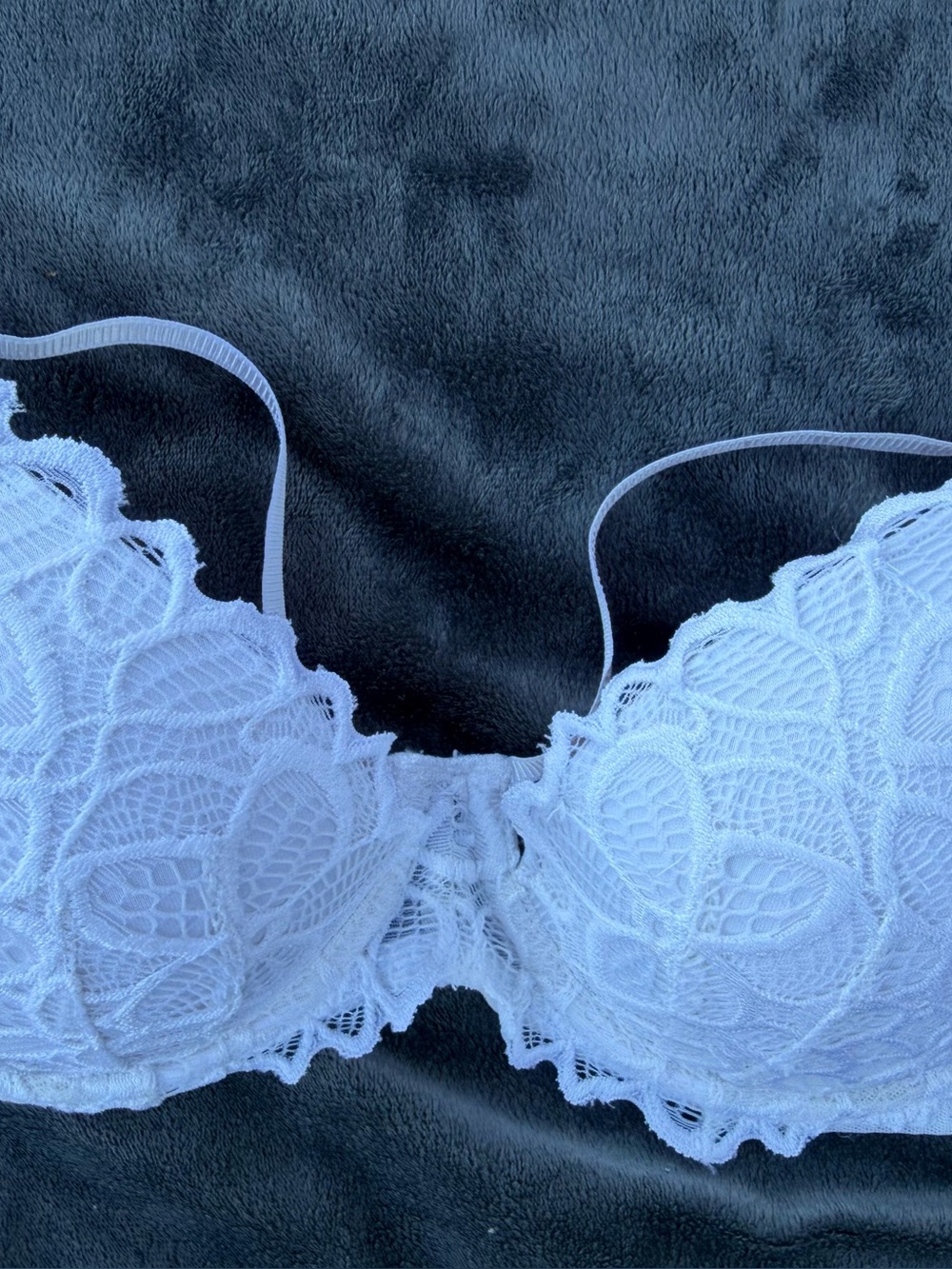 Victoria’s Secret Pink White Lace Push-Up Bra - Women’s Intimates - Picture 6 of 7